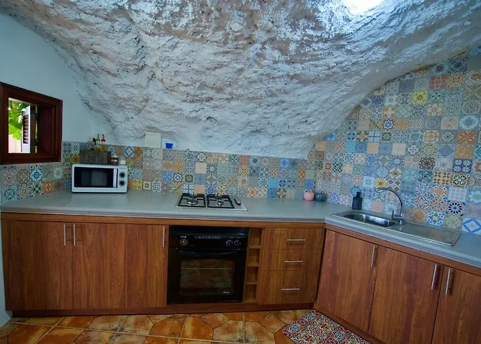 Casa Cueva La Herencia * サンミゲル・デ・アボナ