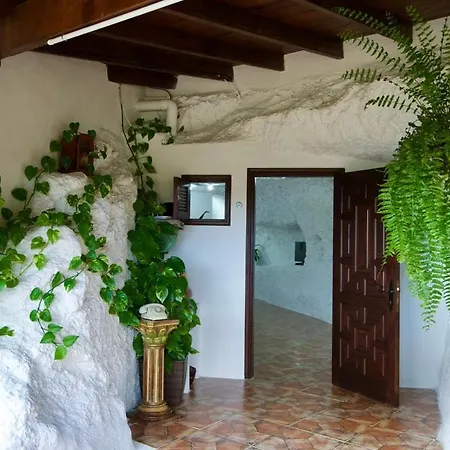 بيت للعطل Casa Cueva La Herencia