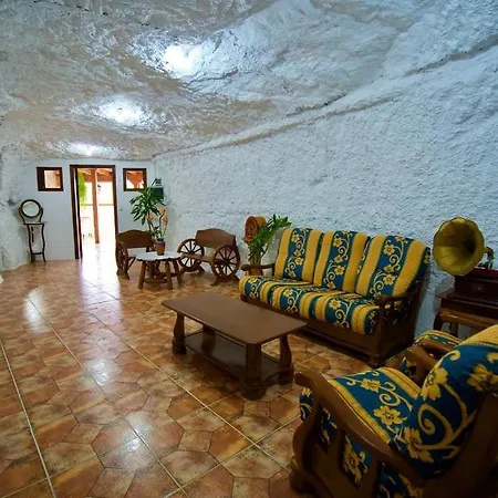 Casa Cueva La Herencia Nyaraló *