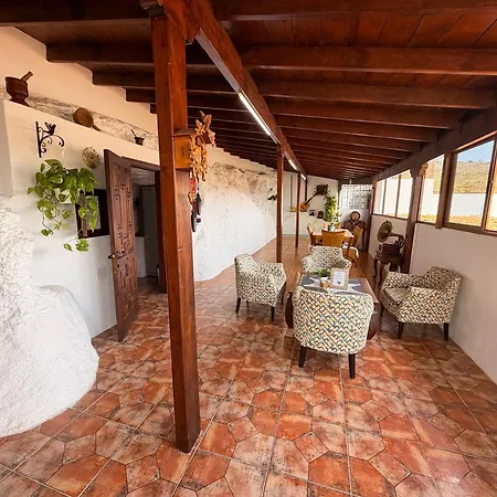 Casa Cueva La Herencia Tatil Evi *