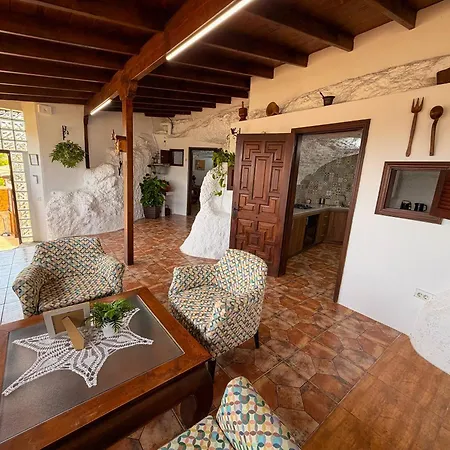 Tatil Evi Casa Cueva La Herencia *