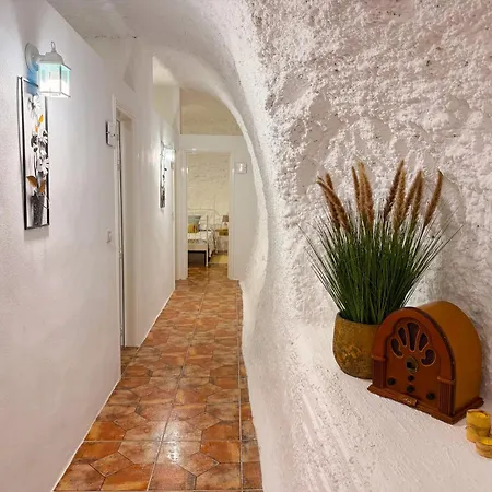 Casa Cueva La Herencia *